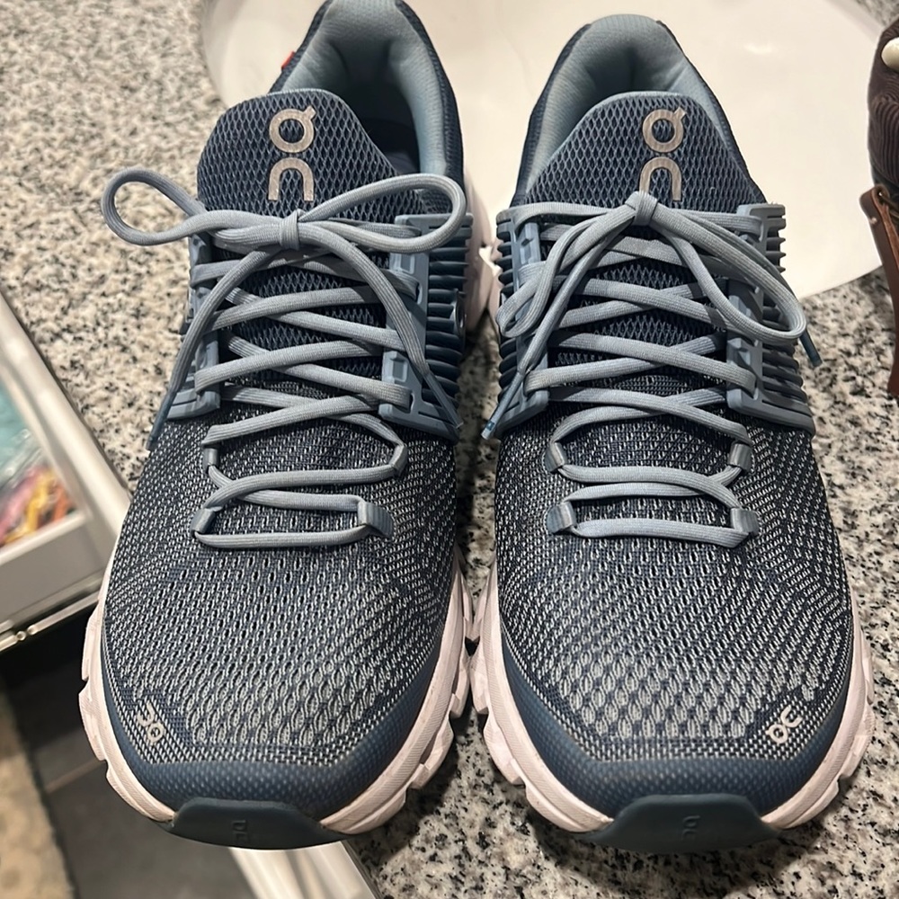On Cloud Cloudswift Women's Shoes 8.5 Blue Like New On Running Comfortable